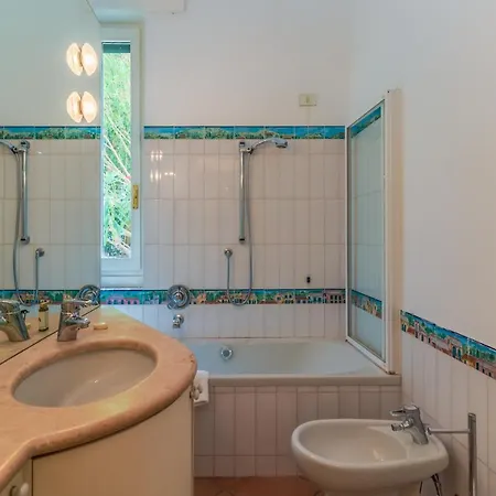 Il Giardino Nascosto Relax Vicino Al Porto Апартаменты *