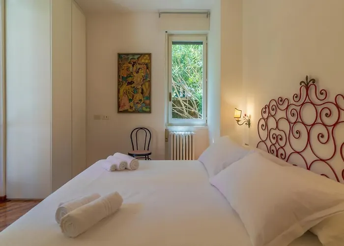 Apartment Il Giardino Nascosto Relax Vicino Al Porto