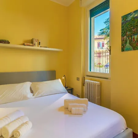 Lägenhet Il Giardino Nascosto Relax Vicino Al Porto *