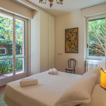 Apartment Il Giardino Nascosto Relax Vicino Al Porto