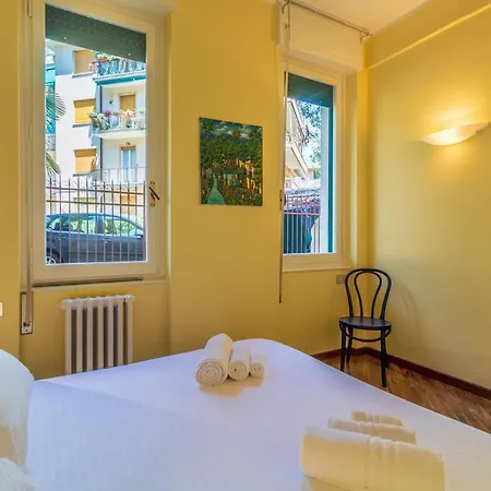 Il Giardino Nascosto Relax Vicino Al Porto Lägenhet