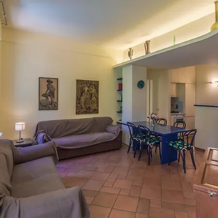 Il Giardino Nascosto Relax Vicino Al Porto Apartment *