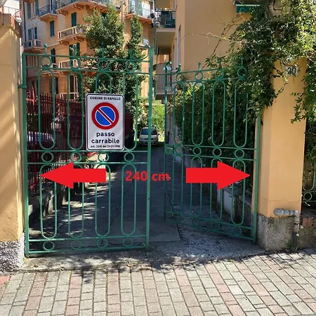 Il Giardino Nascosto Relax Vicino Al Porto Apartment