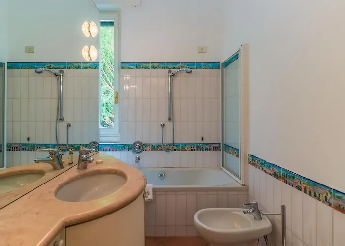 Il Giardino Nascosto Relax Vicino Al Porto Apartment *