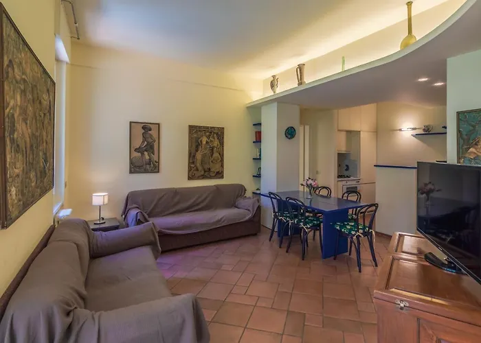 Il Giardino Nascosto Relax Vicino Al Porto Apartment *